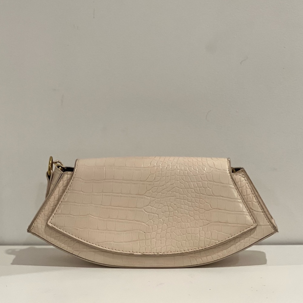 Croc Embossed Baguette Bag w/ Flap